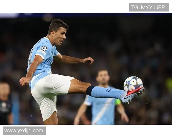 意甲焦点战曼城与里昂激战成平局战术解析引发全场热议